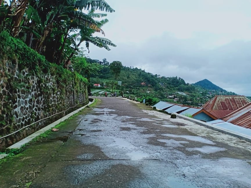 Dijual Rumah Siap Huni 555m² Kemuning Ngargoyoso Karanganyar - 6