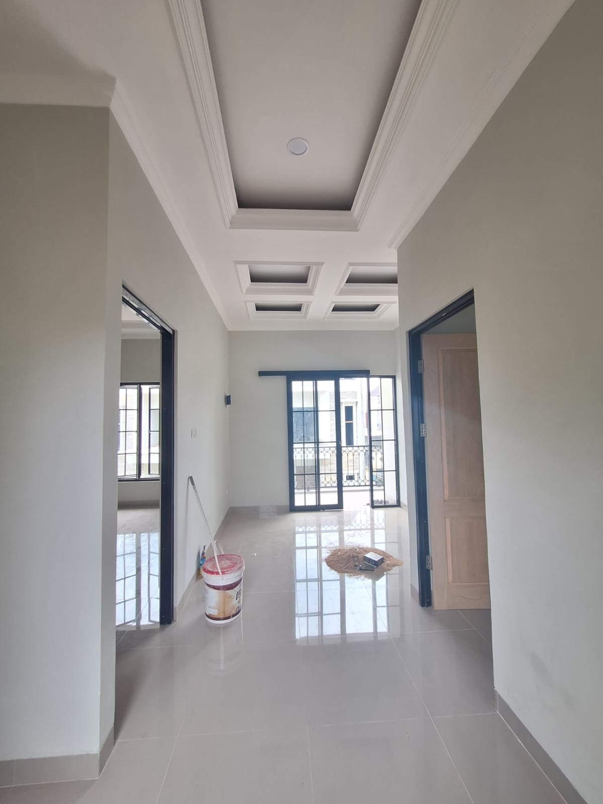 Rumah 2 Lantai Siap Huni Desain Keren Lokasi Nempel GDC Depok - 3