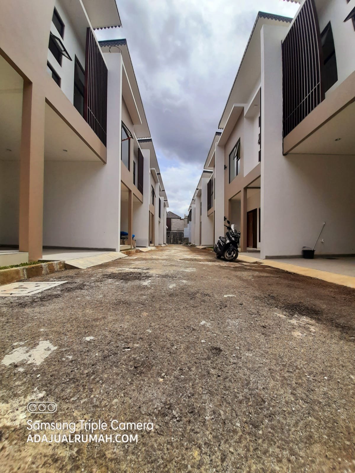 Dijual Rumah Cluster di Kahfi 2 Jagakarsa Jakarta Selatan - 6