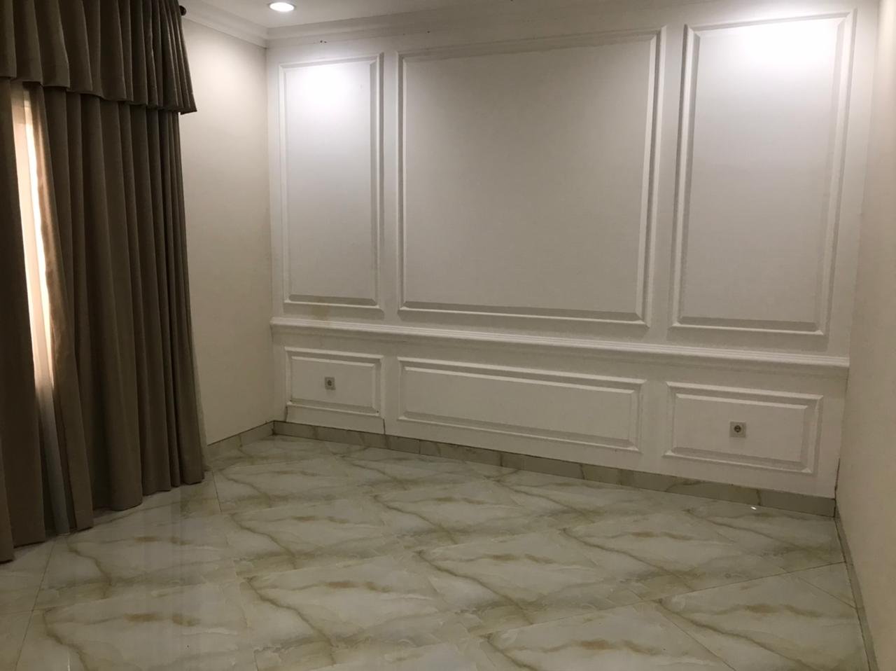 Dijual Rumah cantik Puri Mansion Cluster Buckingham Raya,Kembangan ,Jakarta Barat - 8
