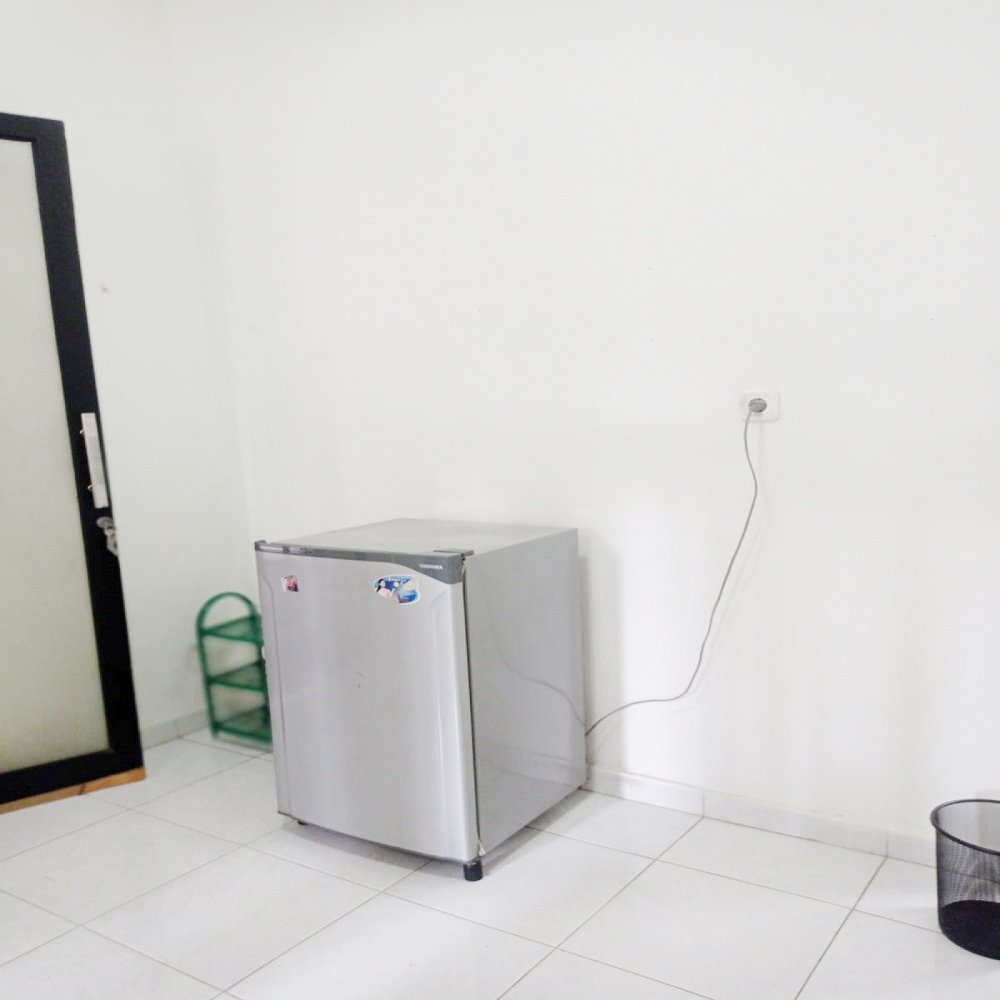 Kost Dekat Kampus UNJ, Graha BNPB, RS Persahabatan dan Mall Green Pramuka Square - 13