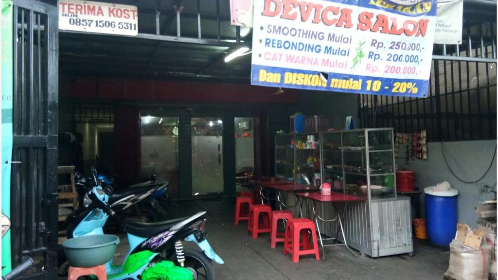 Dijual Rumah Tinggal, Usaha Laundry, Percetakan dan Kos-Kosan di Grogol - 2