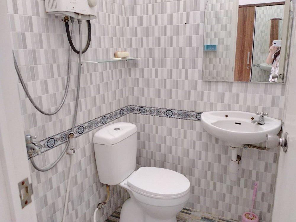 Kost Dekat Tunjungan Plaza, UNAIR, Kampus UWK, BG Junction dan The Central Mall Surabaya - 13