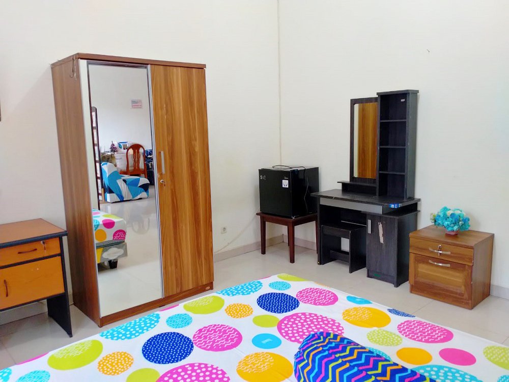 Kost Dekat Tunjungan Plaza, UNAIR, Kampus UWK, BG Junction dan The Central Mall Surabaya - 2