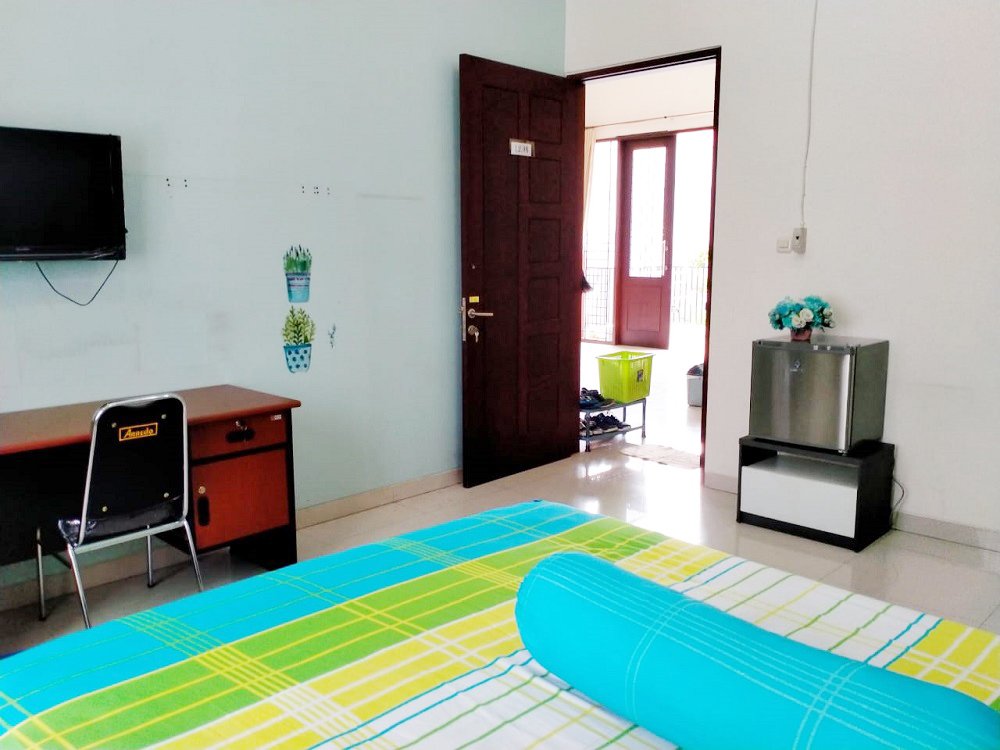 Kost Dekat Tunjungan Plaza, UNAIR, Kampus UWK, BG Junction dan The Central Mall Surabaya - 9