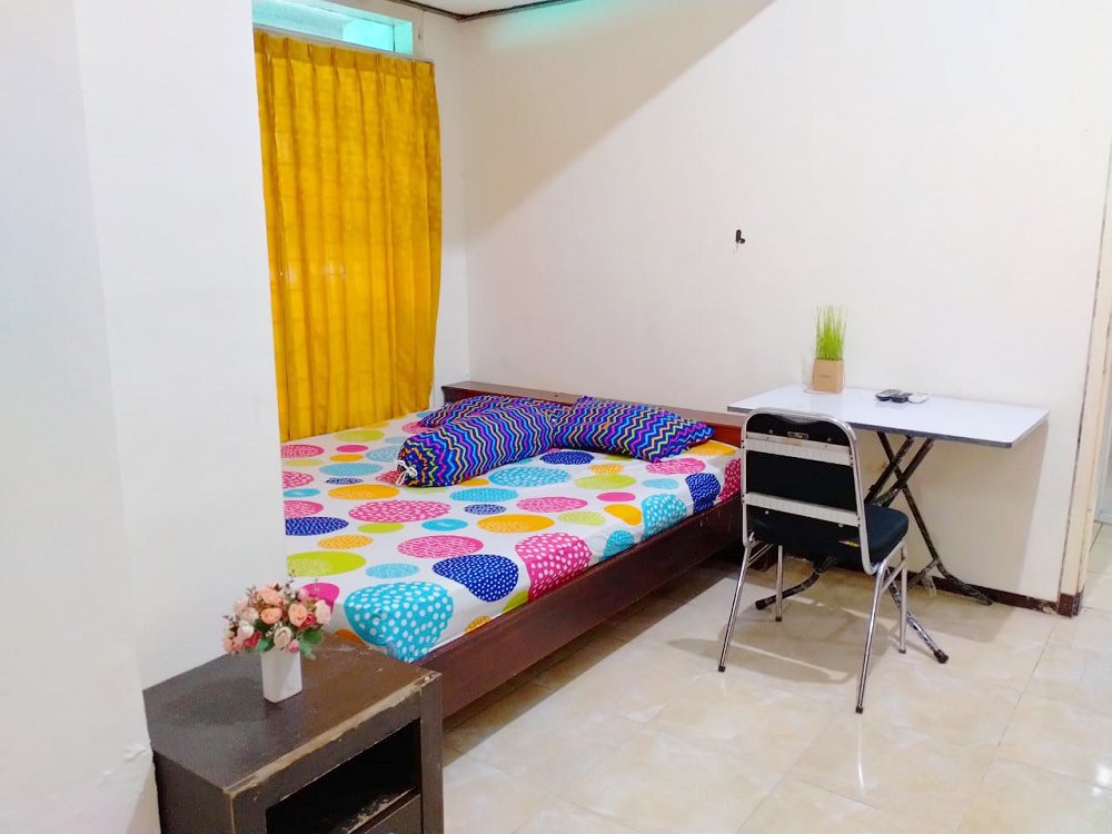 Kost Dekat Tunjungan Plaza, UNAIR, Kampus UWK, BG Junction dan The Central Mall Surabaya - 3