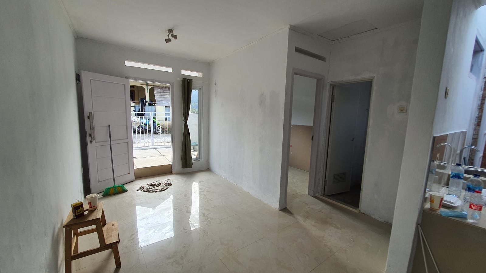 Dijual Rumah Modern Murah Siap Huni Di Tangerang - 10