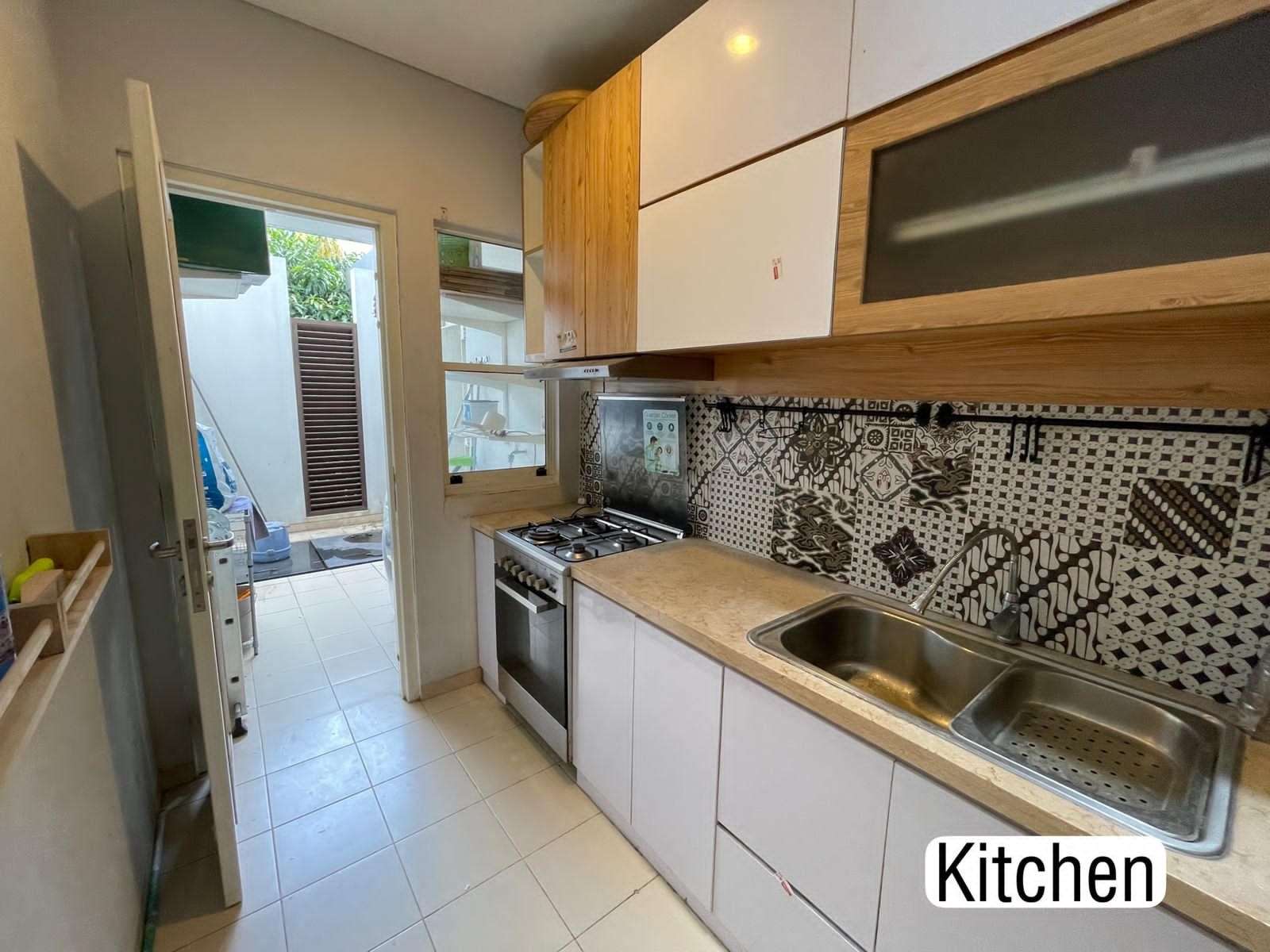 Semi furnished, bagus - 4