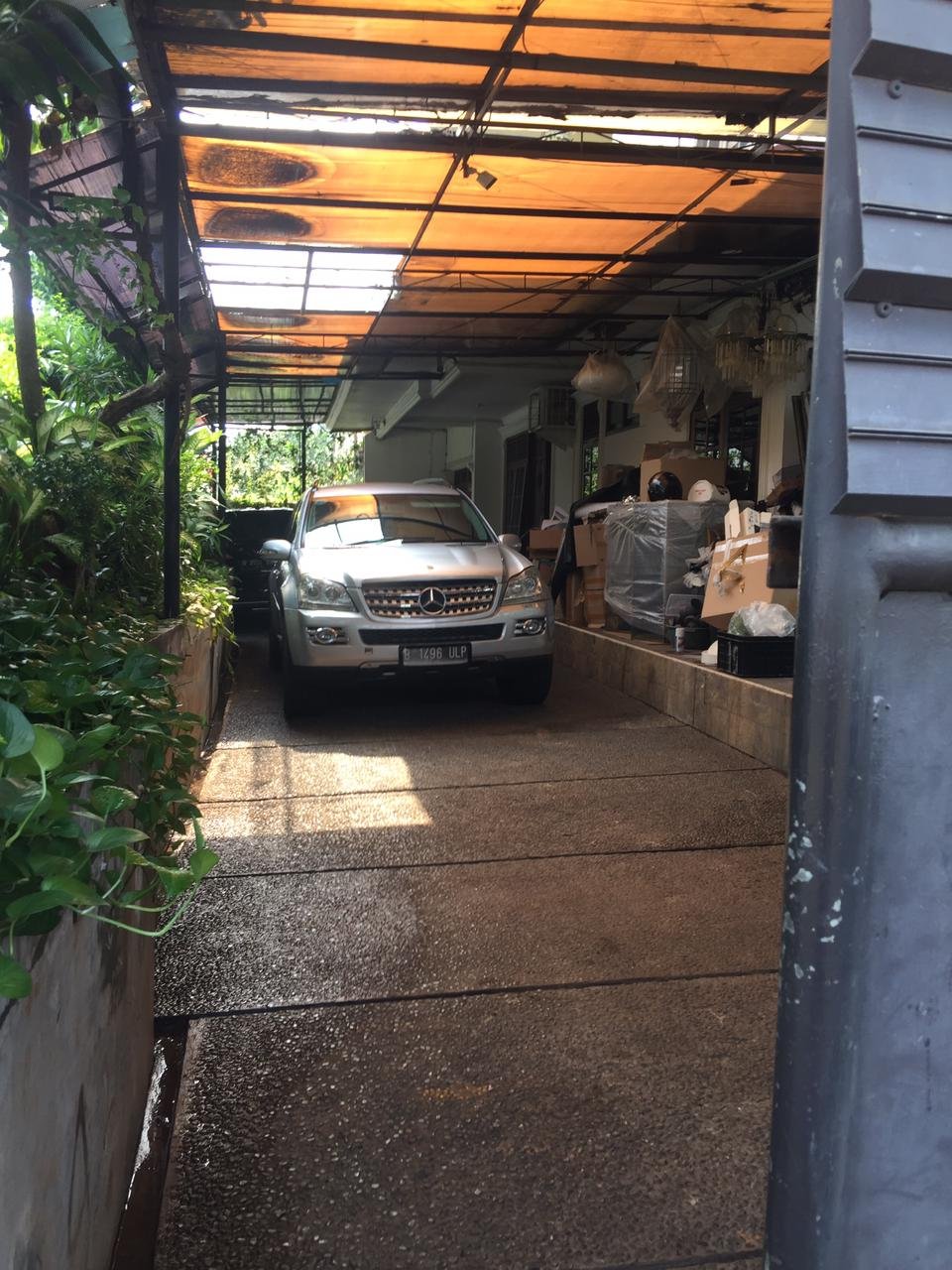 TURUN HARGA !! Jual Cepat Rumah 2 Lantai di Taman Kedoya Baru,Jakarta Barat - 5
