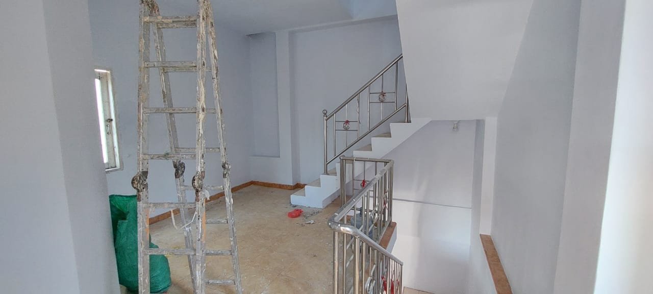 Ruko di jual rumah Jl. Laiya Pusat bisnis Grosir Pasar Sentral - 11