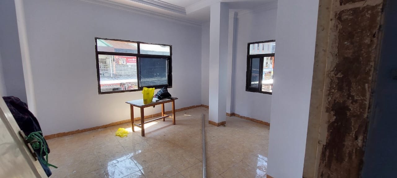 Ruko di jual rumah Jl. Laiya Pusat bisnis Grosir Pasar Sentral - 7