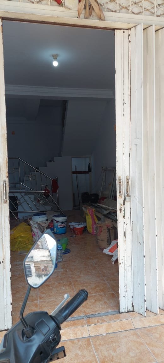 Ruko di jual rumah Jl. Laiya Pusat bisnis Grosir Pasar Sentral - 15