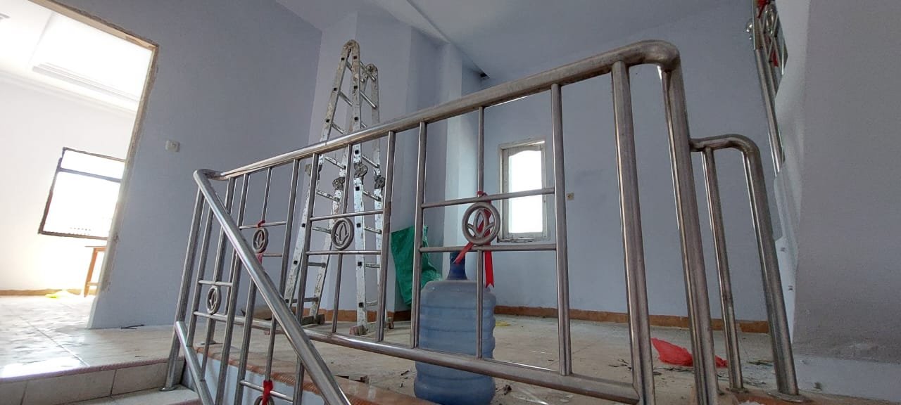 Ruko di jual rumah Jl. Laiya Pusat bisnis Grosir Pasar Sentral - 17