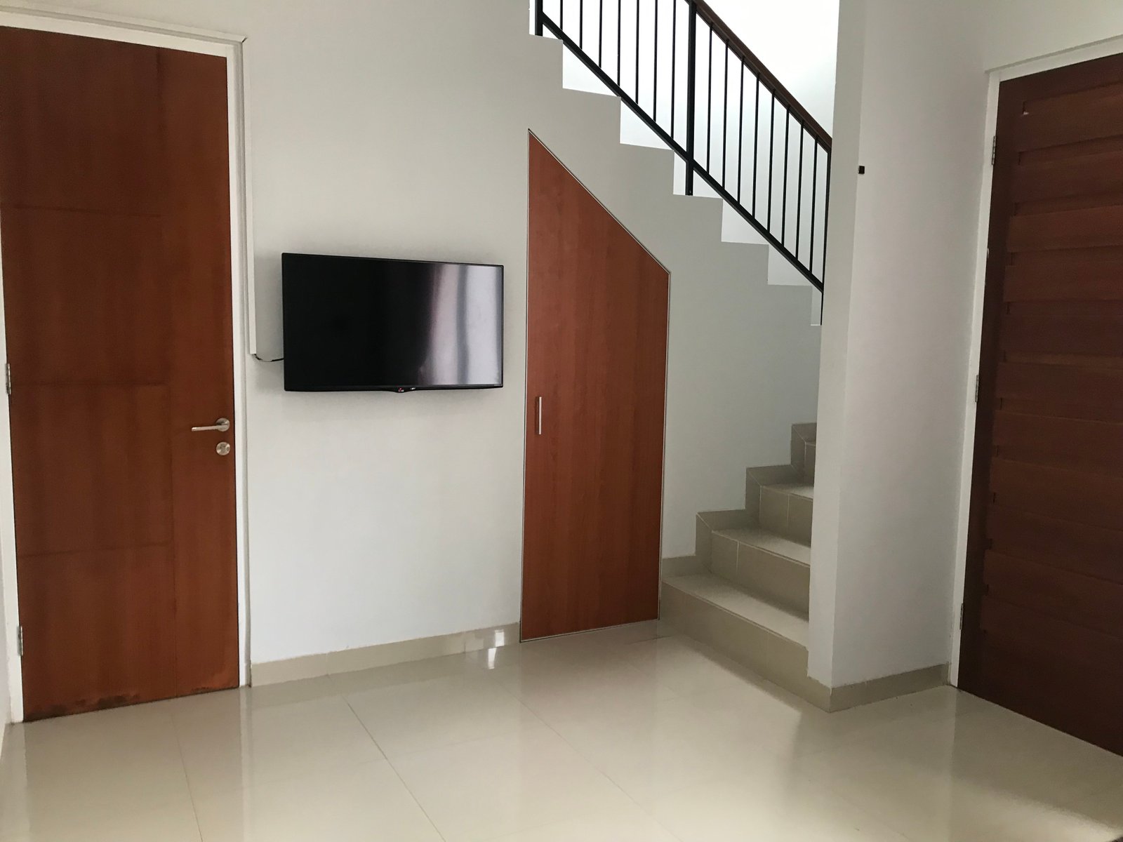 Disewakan Rumah Fully Furnished 2lt CHIARA Town House akses TOL CINERE - 13