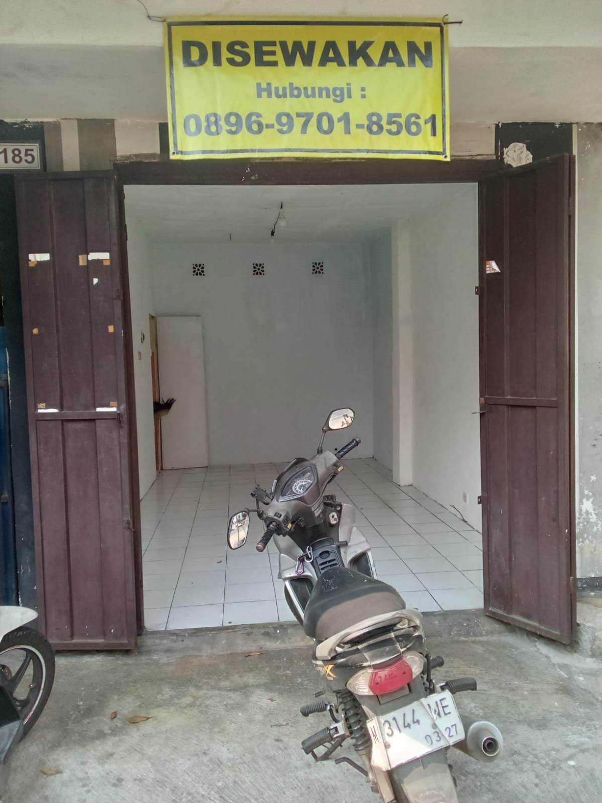 SEWA ruko strategis poros Jalan LA Sucipto Blimbing Malang - 2