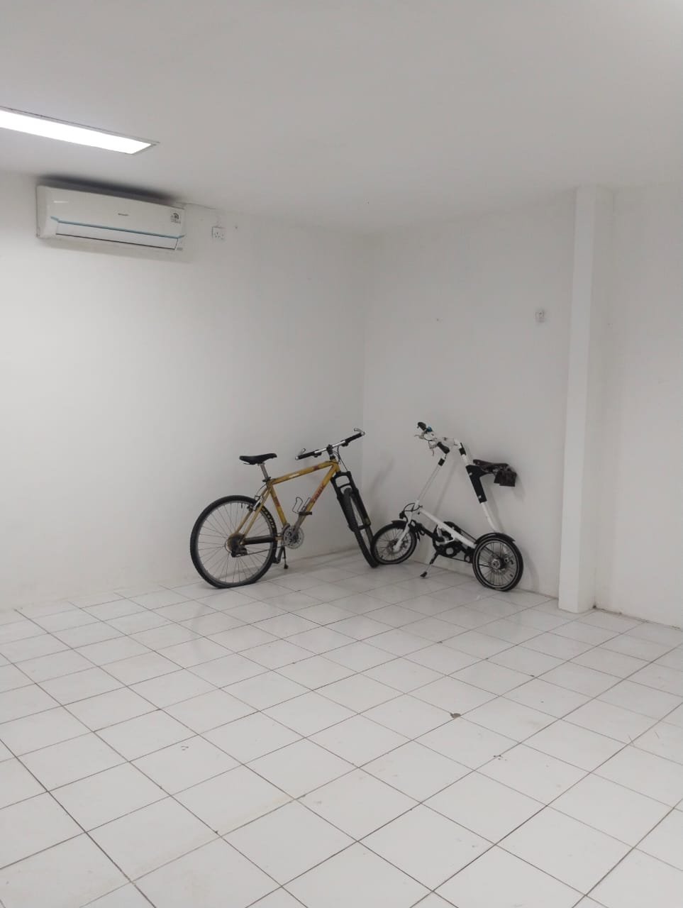 Disewakan Rukan dekat Mini Market di Kota Jakarta - 9