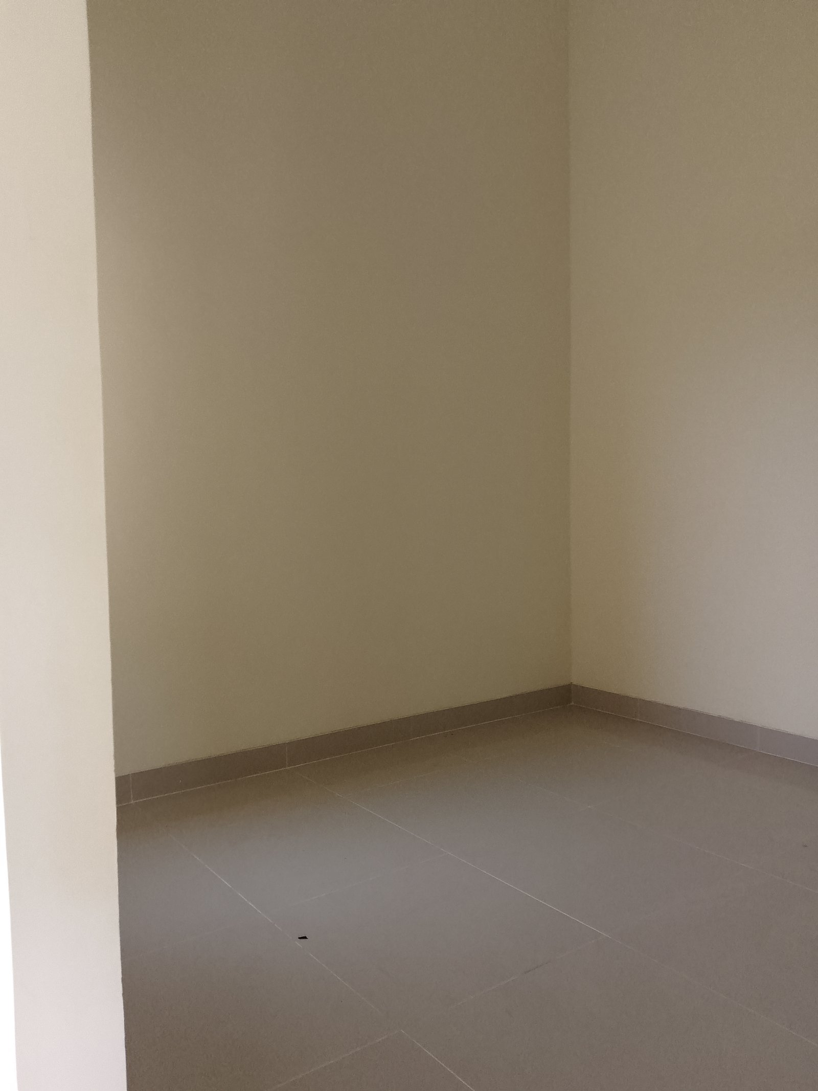 RUMAH DI SEWAKAN Minimalist Modern Bebas Banjir, Pinggir Jalan Raya, Cikarang - 4