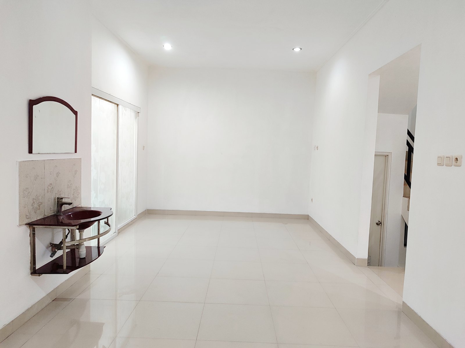 Dijual Cepat. Rumah berlokasi strategis & siap huni di Serpong dekat BSD. - 10