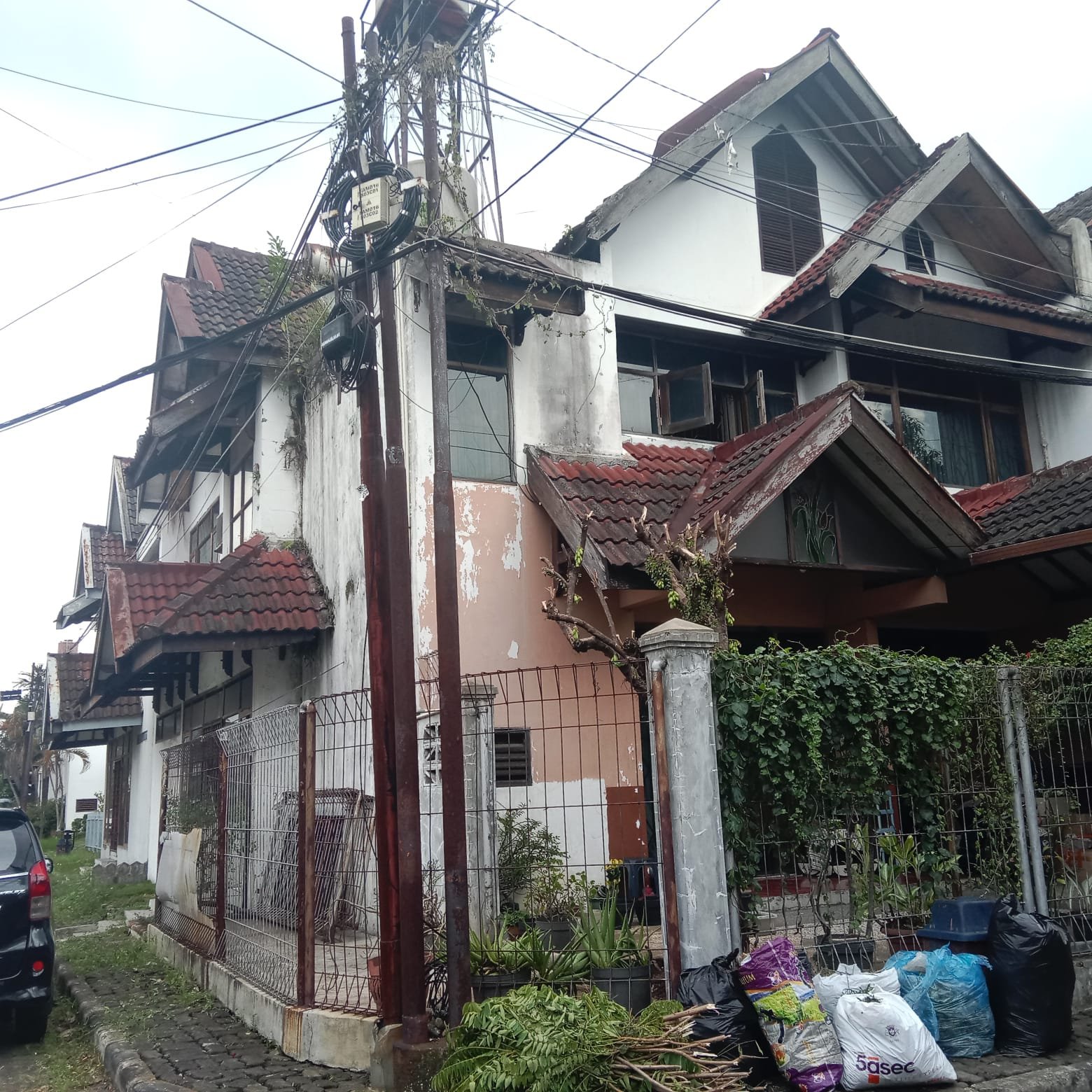 Jual rumah murah luas di komplek tulip permai - 6