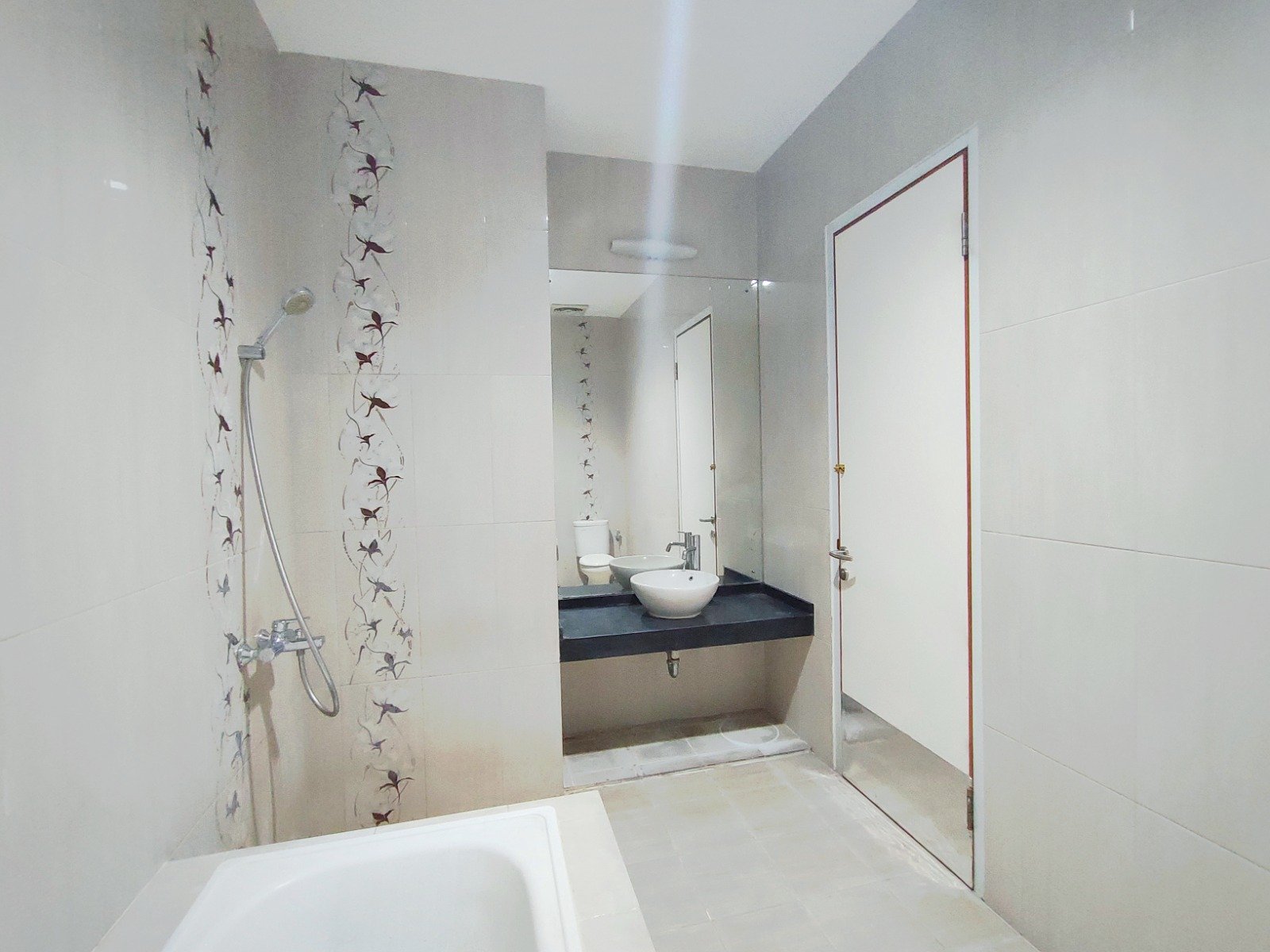 Dijual Cepat, Siap Huni di Perum The Regent Residence, Jatiwarna, Jatiasih, Kota Bekasi - 36