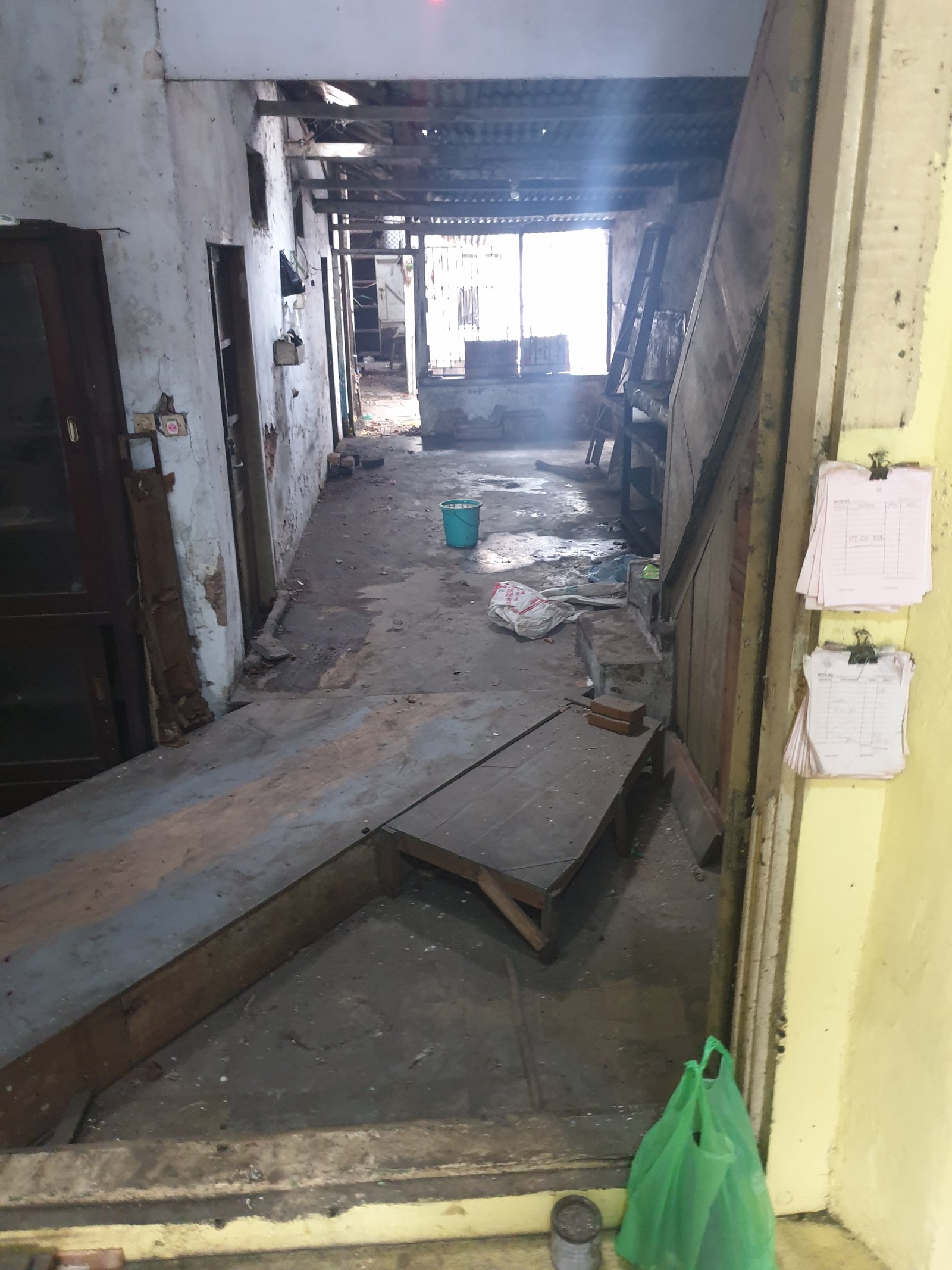 DISEWAKAN RUKO 2LANTAI DI TEPI JALAN RAYA SUKARNO HATTA PASURUAN KOTA JATIM - 21