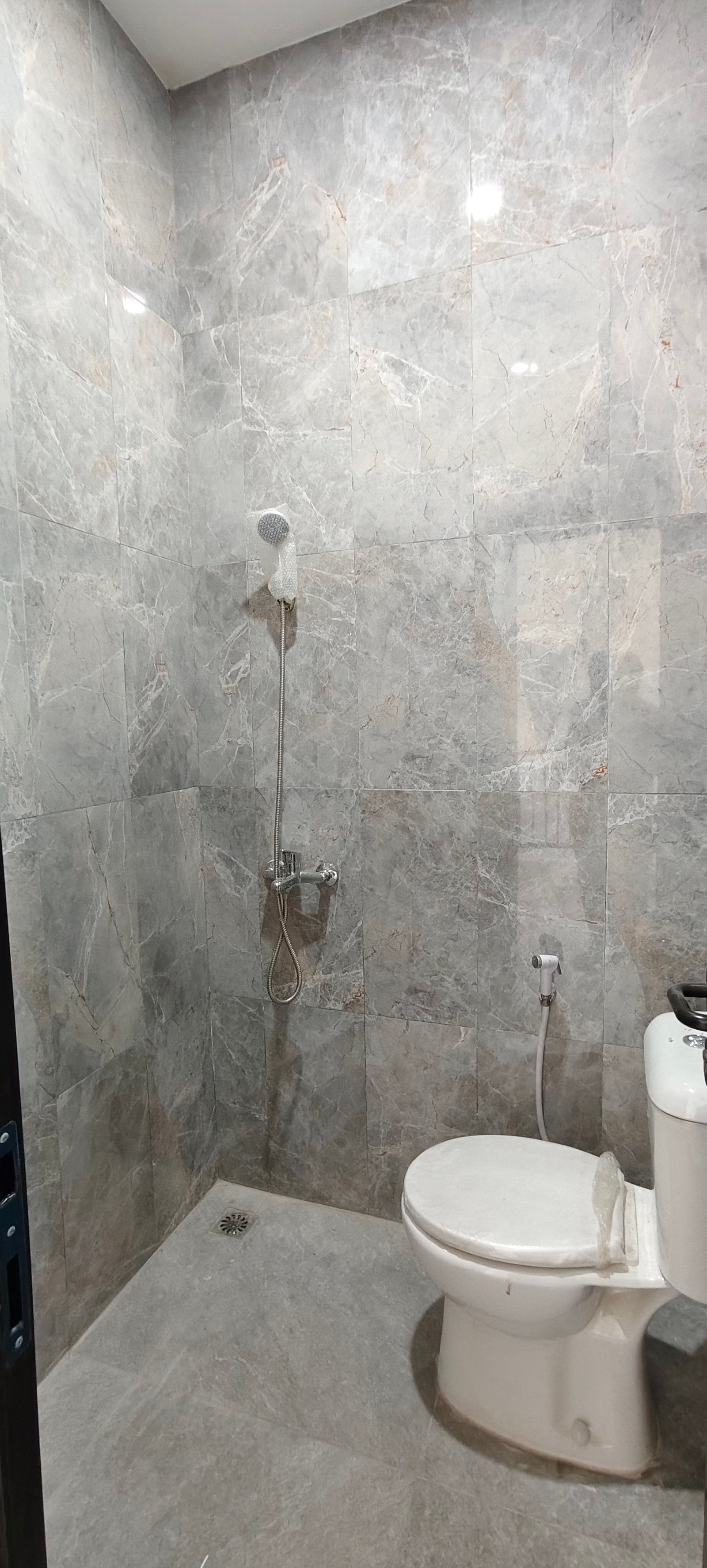 rumah komplek di ciganjur ada kolam renang - 29