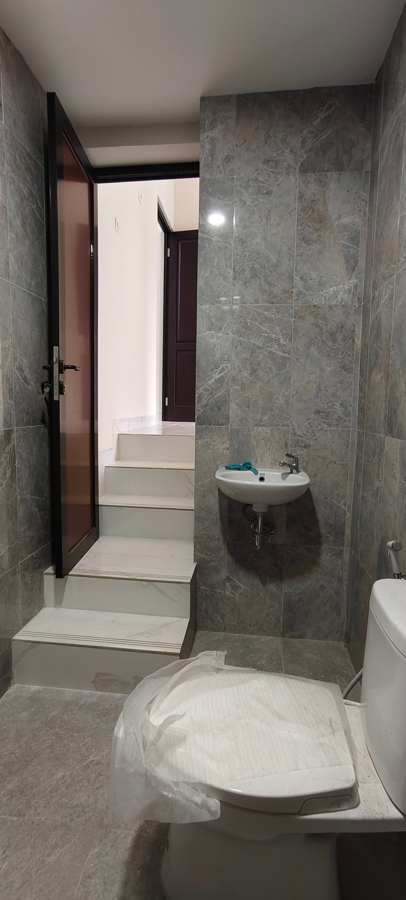 rumah komplek di ciganjur ada kolam renang - 17