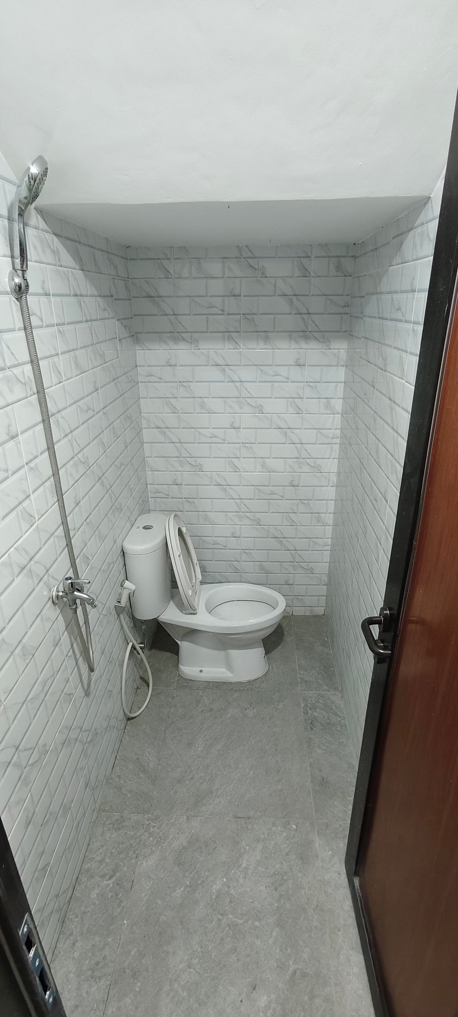 rumah komplek di ciganjur ada kolam renang - 5