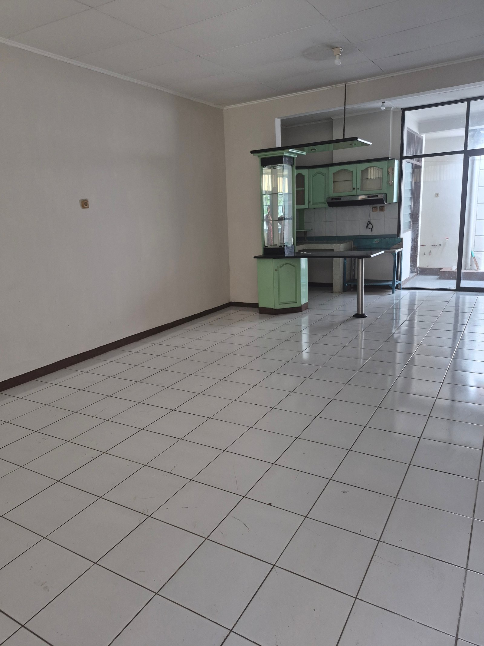 Disewakan rumah gading serpong sektor 1B langsung huni - 5