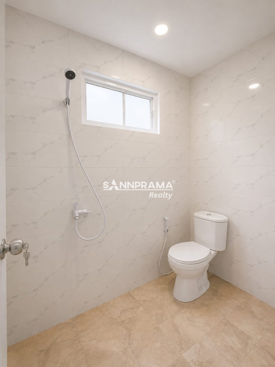 Rumah 2 lantai Modern Tropis di Mampang Depok - 8