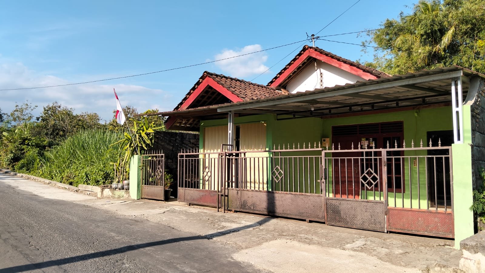 JUAL CEPAT RUMAH PINGGIR JALAN VIEW MERAPI - 5