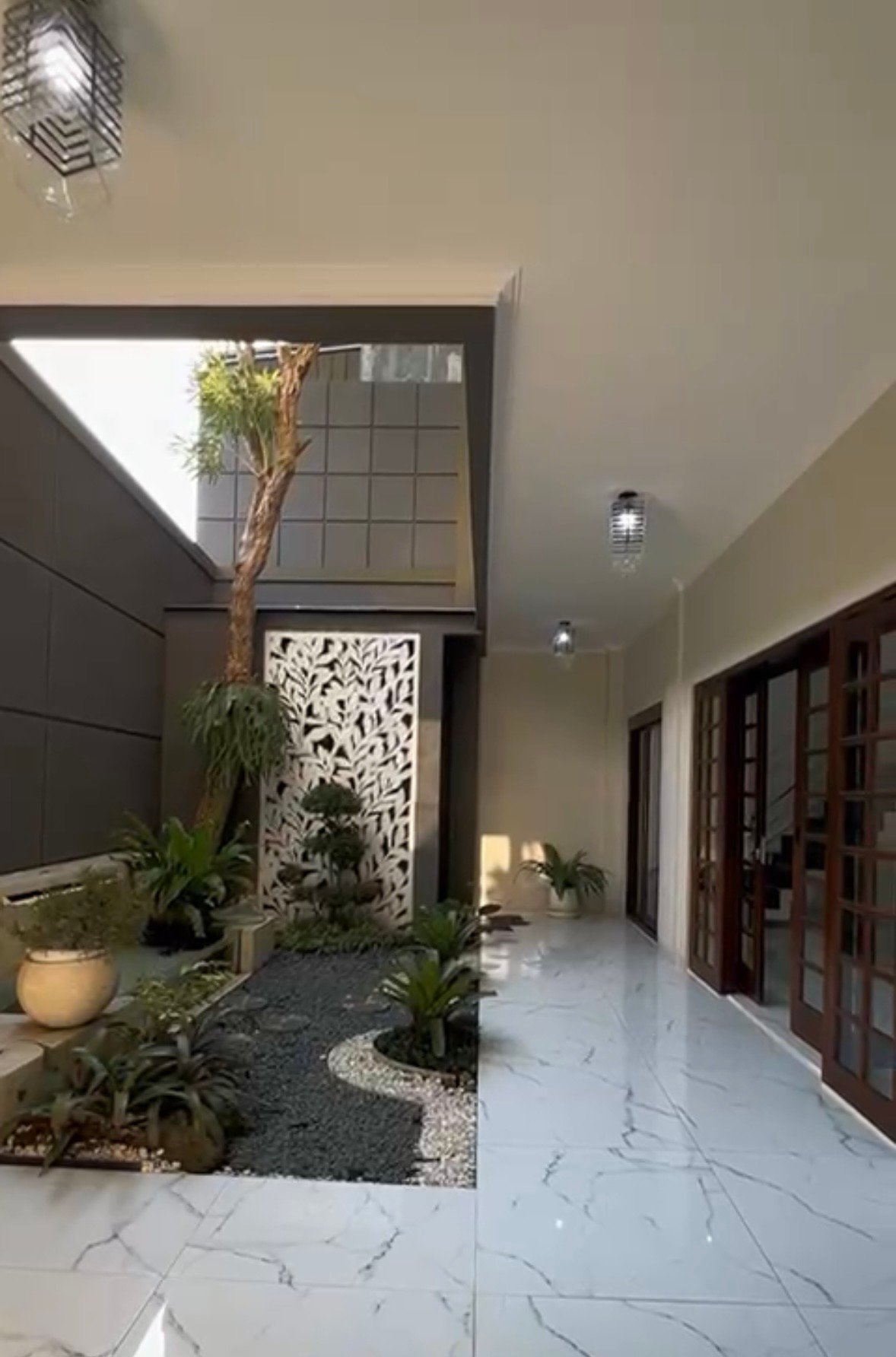 Dijual Rumah Mewah Utara Stadion Maguwoharjo Jogja - 18