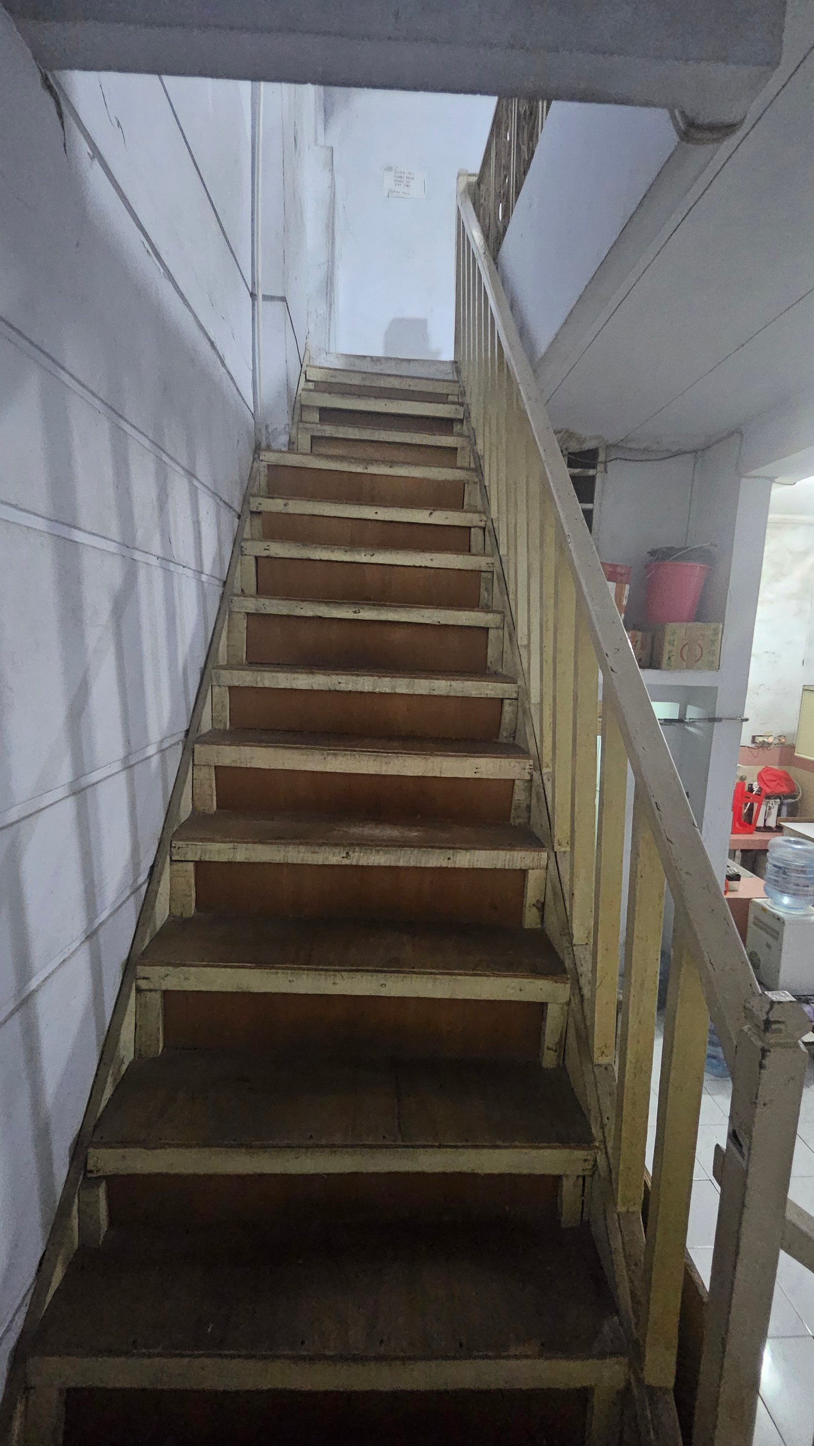 Dijual BU Rumah Tua SHM (Hitung Tanah) Lokasi Tengah Kota - 13