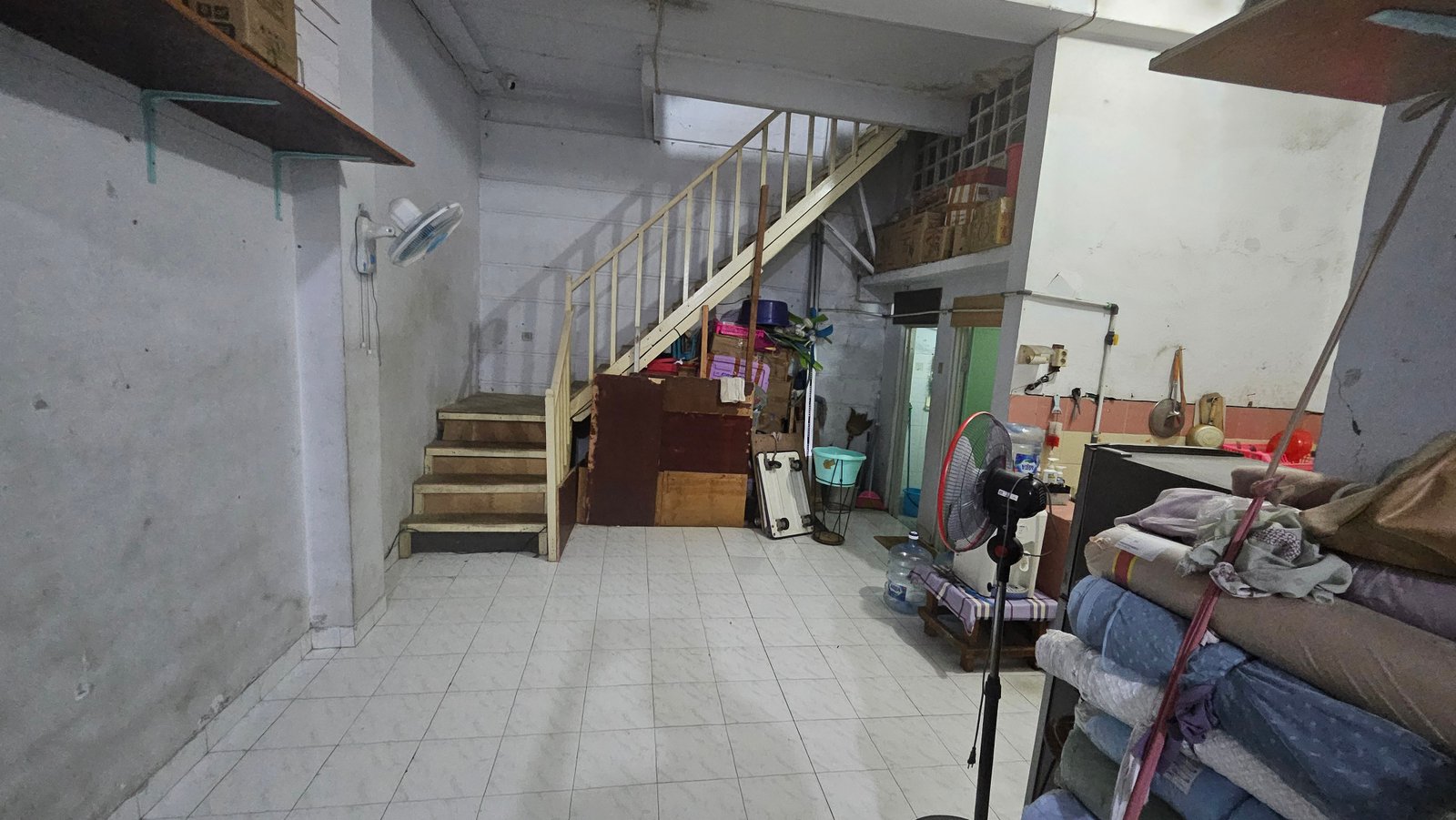 Dijual BU Rumah Tua SHM (Hitung Tanah) Lokasi Tengah Kota - 11