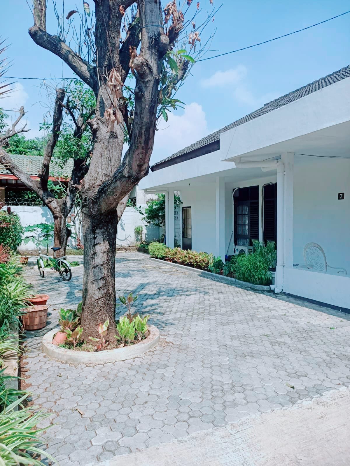 Dijual Murah Rumah 1,5 Lt. di Komplek PERTAMINA Ujung Menteng, Jakarta Timur - 2